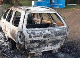 MISTÉRIO: corpo carbonizado é encontrado dentro de carro incendiado