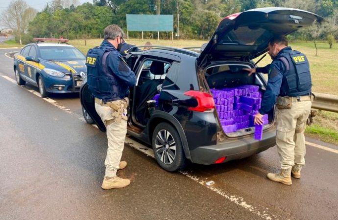 VÍDEO: Adolescente de 15 anos vai parar na delegacia junto com o namorado levando mais de 500kg de maconha