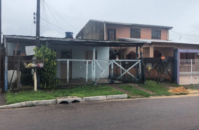 Mulher mata o companheiro com faca de cozinha em Canoas