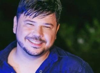 Cantor sertanejo é encontrado morto dentro de carro em BH