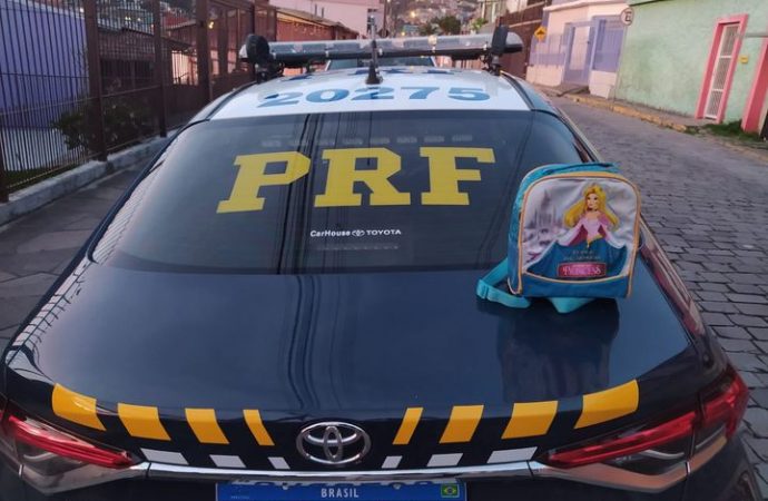 Criança de 8 anos é encontrada correndo na BR-116