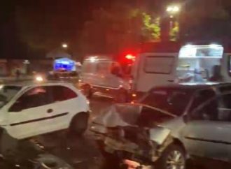 Motorista foge de blitz e provoca acidente