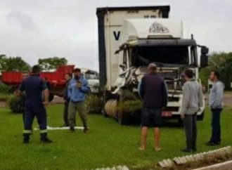 Acidente na BR 285 em São Luiz Gonzaga deixa motorista preso nas ferragens