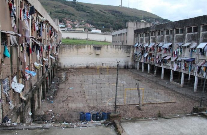 Eduardo Leite anuncia mais de R$ 110 milhões para reconstruir o Presídio de Central