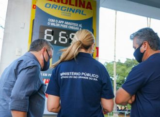 Ministério Público faz operação para acabar com manipulação no preço da gasolina