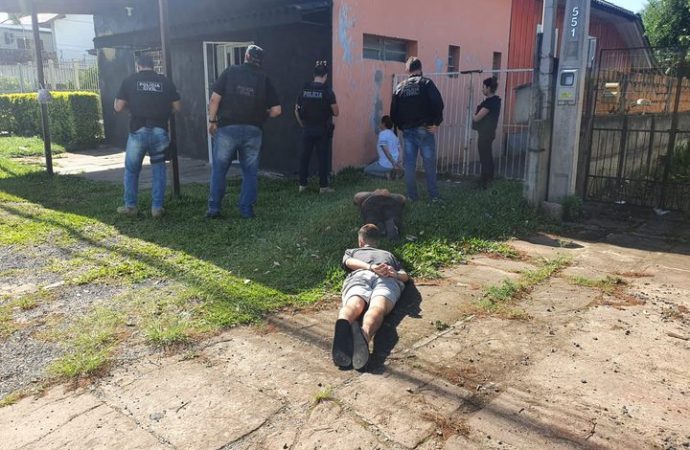 Polícia prende trio acusado de matar jovem e esconder corpo