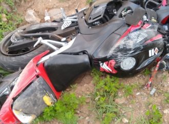 ACIDENTE NA BR-116 | Motociclista morre após colisão traseira com carro