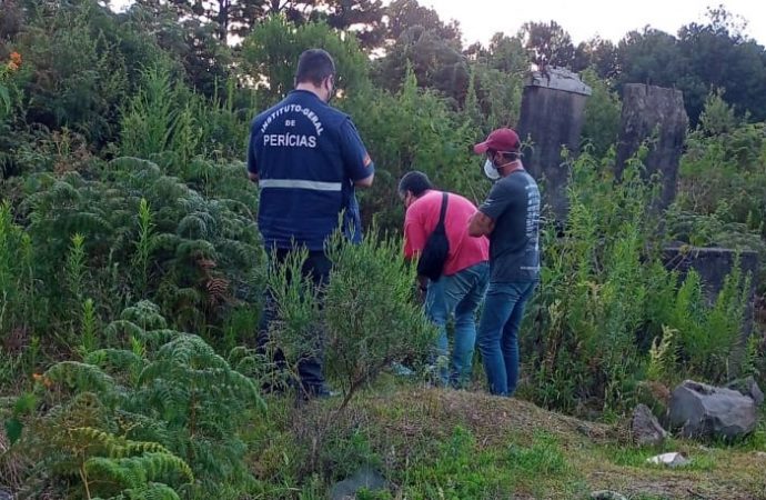 Idoso é encontrado morto com diversas lesões pela cabeça e pelo rosto