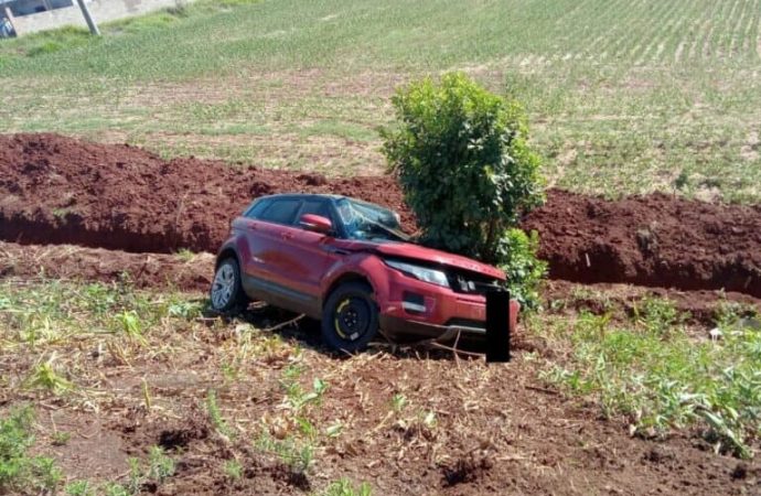 Após colisão entre caminhão e Ranger Rover motorista morre na BR-386