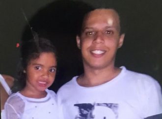 Corpo de homem que se jogou com a filha em rio é encontrado