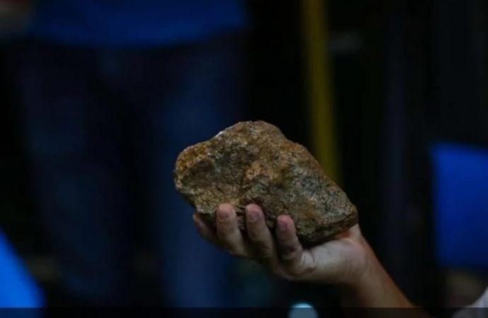 FOI PRESO: Suspeito de arremessar pedra contra ônibus da delegação do Grêmio e que foi preso pela Polícia Civil é de Tramandaí