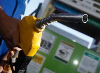 PREPAREM OS BOLSOS: Petrobras anuncia reajuste de 18,7% para gasolina e 24,9% para diesel