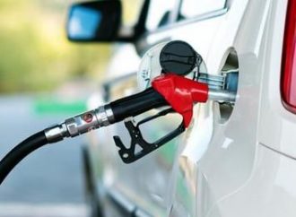 Auxilio gasolina poderá pagar até R$ 300 para motoristas; entenda