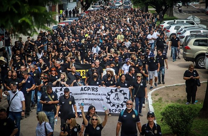 Policia Civil deve entrar em greve amanhã; Brigada Militar e Bombeiros apoiam a paralisação