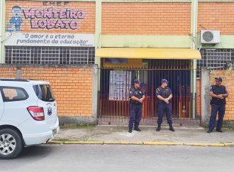 Ataque deixa um ferido e fecha escola no bairro Vila Americana, em Alvorada