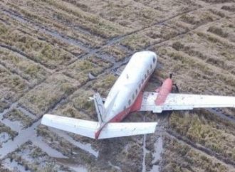 Avião que fez pouso forçado em lavoura de arroz de Eldorado do Sul transportava peças automotivas