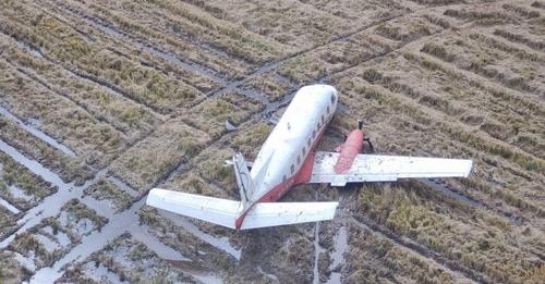 Avião que fez pouso forçado em lavoura de arroz de Eldorado do Sul transportava peças automotivas