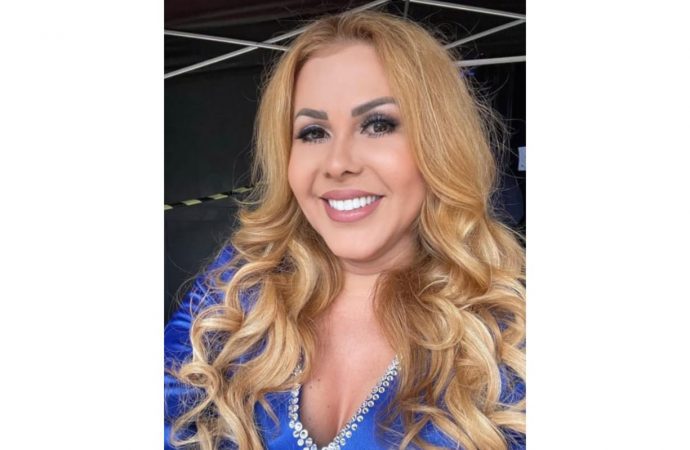 Internada, Joelma é diagnosticada com esofagite, gastrite e edema