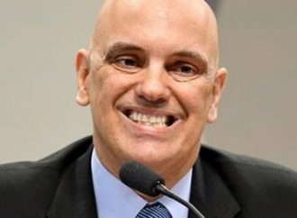 Alexandre de Moraes é eleito presidente do TSE