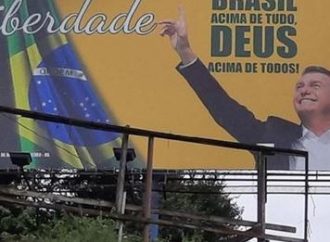 Após pedido do Ministério Público, outdoor com propaganda antecipada é retirado em Bento Gonçalves