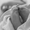 Bebê tem morte cerebral após sofrer agressão de cuidadores em SC