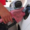 Gasolina fica R$ 0,18 mais barata a partir de hoje nas refinarias