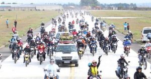 Procissão de motociclistas em homenagem à Nossa Senhora Aparecida volta a ser realizada em Porto Alegre