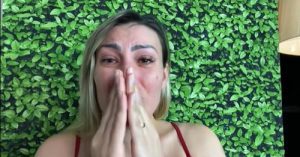 Andressa Urach chora ao falar sobre o ex-marido: “É tudo ilusão, né?”