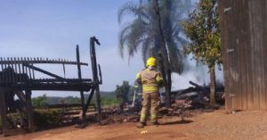 Idosa acamada morre em incêndio de sua residência no RS