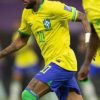Neymar e Danilo estão fora da fase de grupos da Copa por lesões no tornozelo