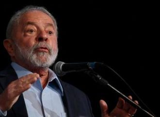 Com 16 ministros a anunciar, Lula busca acomodar aliados de outros partidos