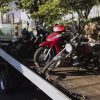 Moto com R$ 73 mil em dívidas é apreendida em Porto Alegre