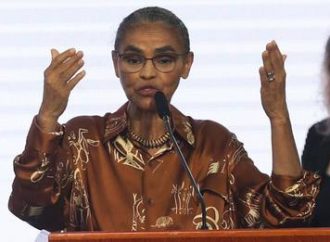 Em posse concorrida, Marina Silva reafirma compromissos com defesa ambiental