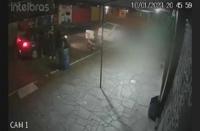 Polícia Civil investiga ataque a tiros em bar que terminou com morte de adolescente em Canoas