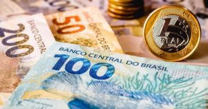 Quem ganha até R$ 2.640 será isento de IR já neste ano, diz Receita