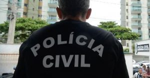 Polícia apreende jovem que planejava fazer ataque contra alunos e professores de escola no RJ