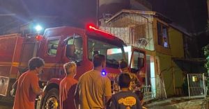 Mulher tem casa incendiada pelo marido