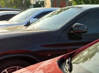 CARROS DE LUXO E JET SKIS AVALIADOS EM R$ 8,5 MILHÕES: Porsche está entre veículos alvo de buscas da Polícia