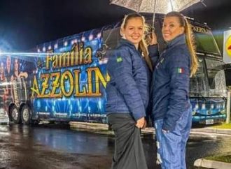Acidente envolvendo ônibus da banda Família Azzolini deixa duas pessoas mortas