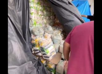 Vídeo: Vereadores acusam prefeito de Bagé de estocar cestas básicas enviadas pelo Governo Federal
