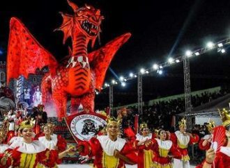 Acadêmicos de Gravataí é a grande campeã do carnaval de Porto Alegre em 2024