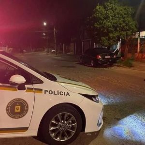 Criança baelada na cabeça em Alvorada