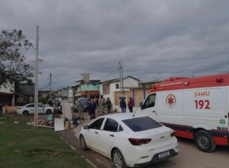 Corpo de criança é encontrado em lixeira no bairro Cohab em Guaíba.